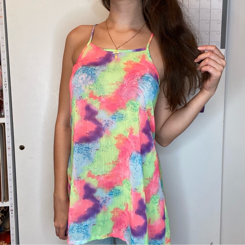 Multicolored SprayPaint Pattern Tank Top - Picture 3 of 8